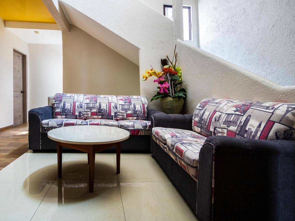 Sr92 Adults Only 2* Cidade do México